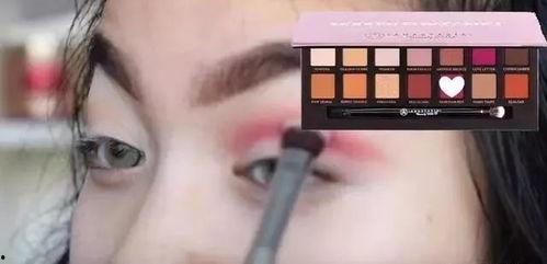 仿欧美眼妆视频,打造深邃迷人电眼魅力